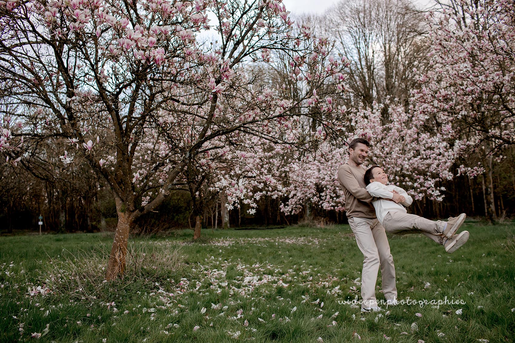 seance photo dans les magnolias près de lille
